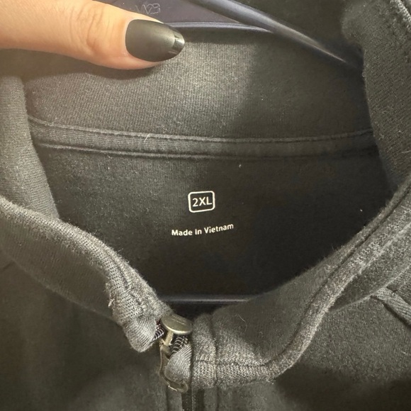 Apple Black Performance Jacket - Picture 2 of 3